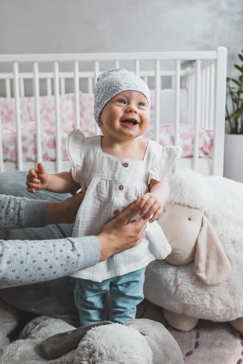 enie baby Dětská čepice 16-18m Grey Leaves