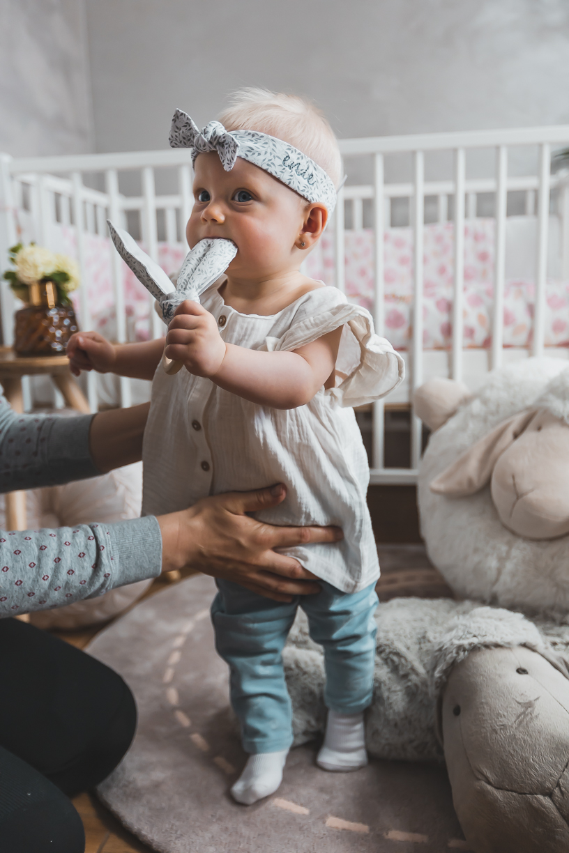 enie baby Dětská čelenka Sweet 3-6m Grey Leaves