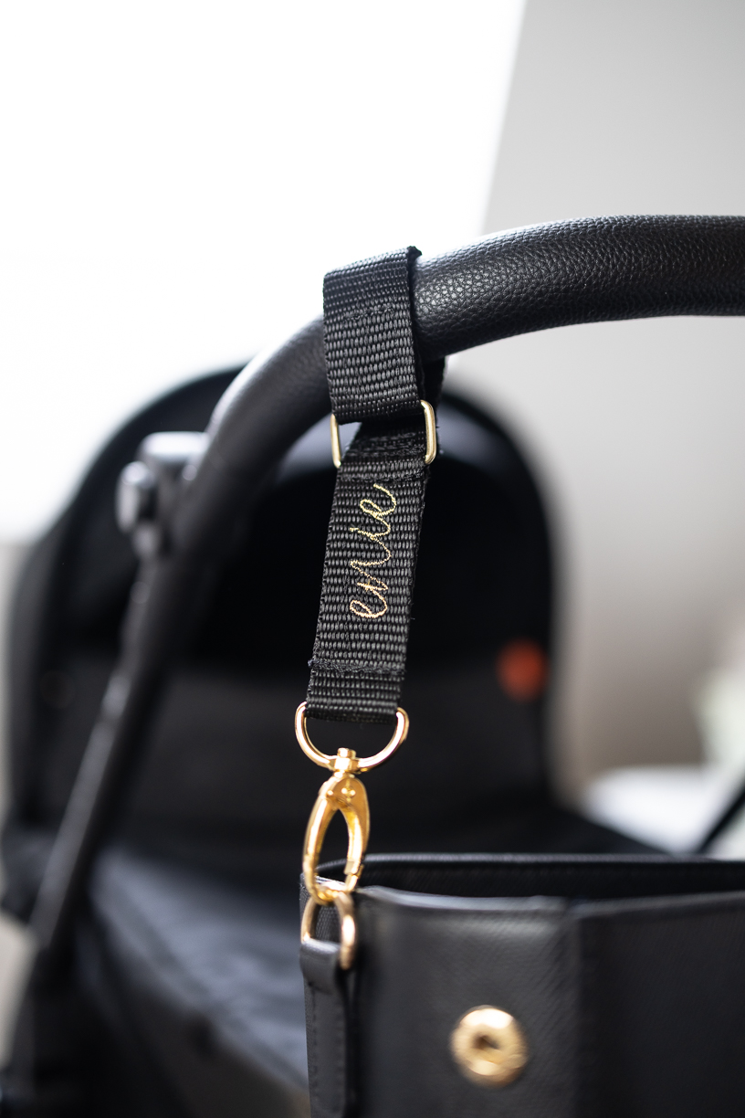 Úchyty na kočárek M silver