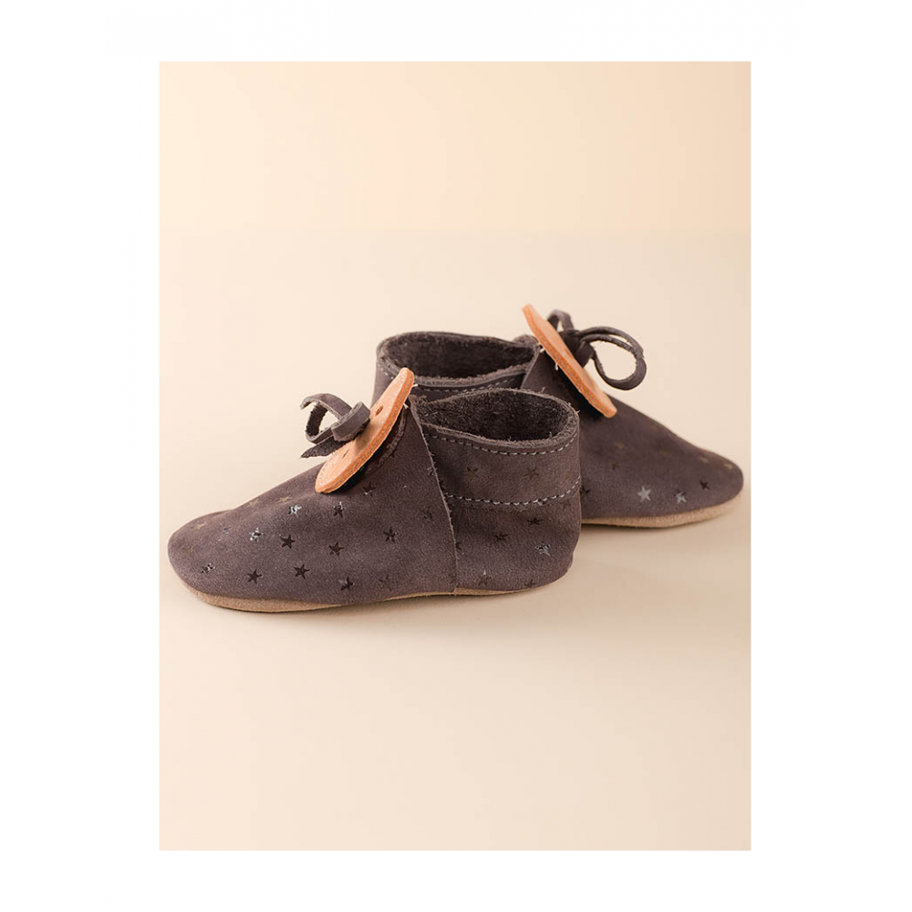 Moccs capáčky tmavé hvězdičky s knoflíkem velikost 22/23