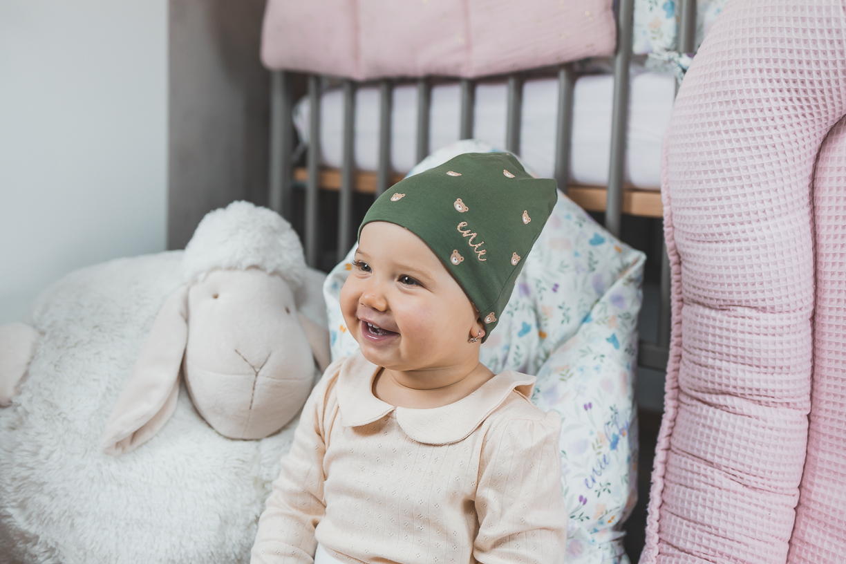 enie baby Dětská čepice 6-9m BEARS GREEN