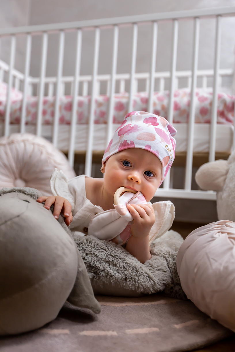 enie baby Dřevěné kousátko Pink Leaves