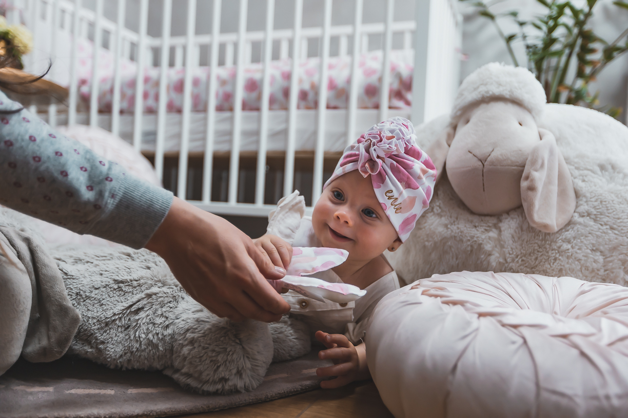 enie baby Turban - dětská čepice 9-12m  Pink Leaves