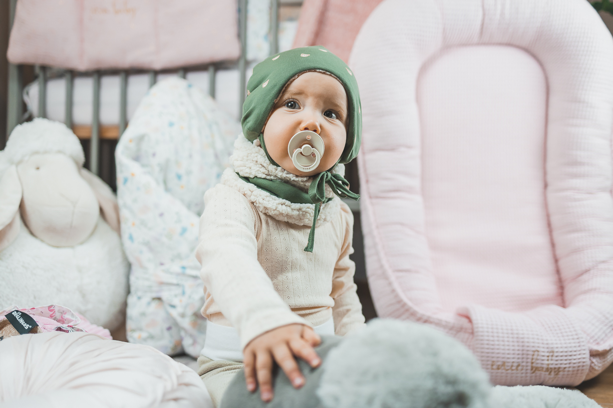 enie baby Dětská čepice zimní 0-3m BEARS GREEN